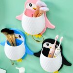 Penguin Design Toothpaste Holder