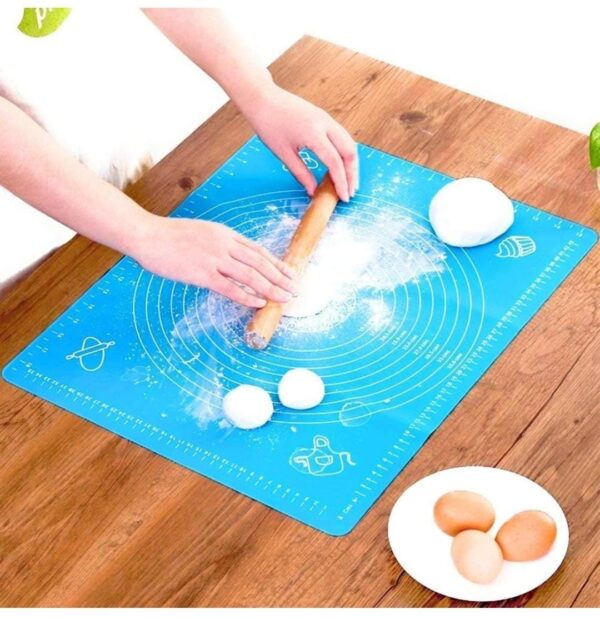 Rolling Mat Stretchable for Kitchen Roti Chapati Cake